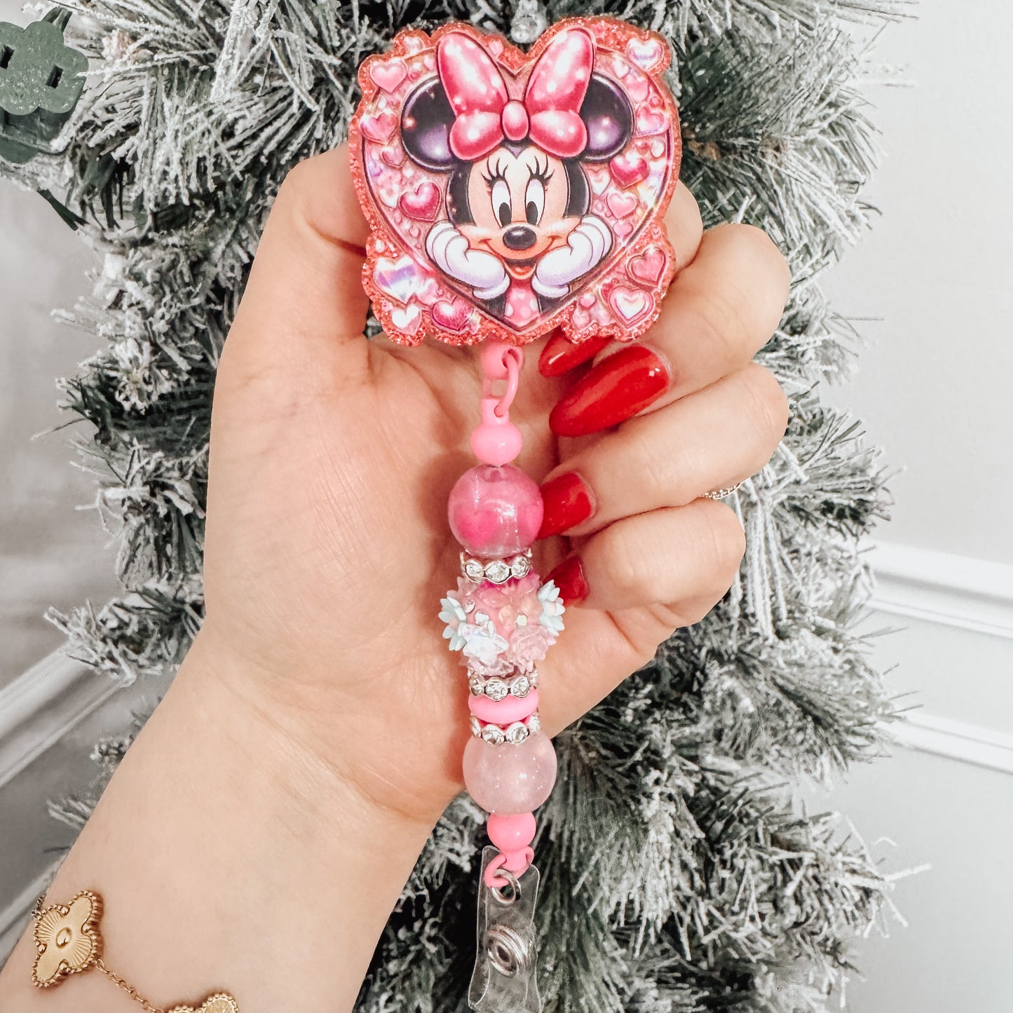 Minnie Badge Reel